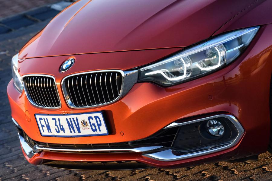 Детали экстерьера BMW 420i Convertible Luxury Line 2017 года  (ZA) (фото 15 из 30)